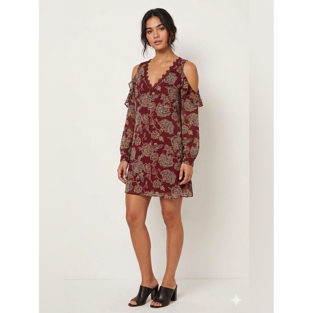 HEARTLOOM Cold Shoulder Short Dress Sz S